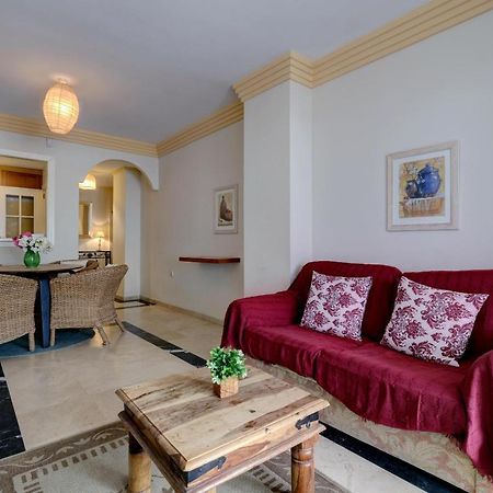 First Line Beach Apartment Марбеля Екстериор снимка