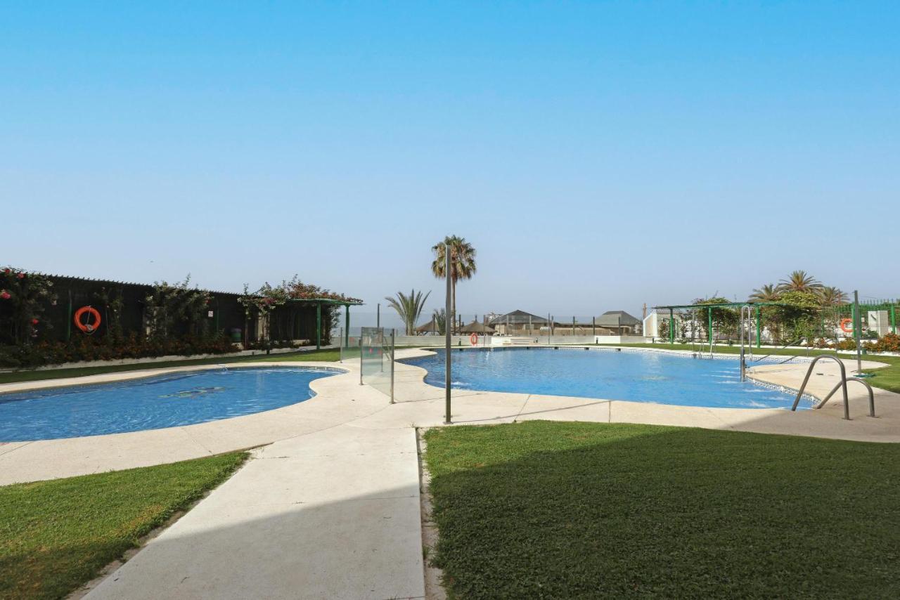 First Line Beach Apartment Марбеля Екстериор снимка