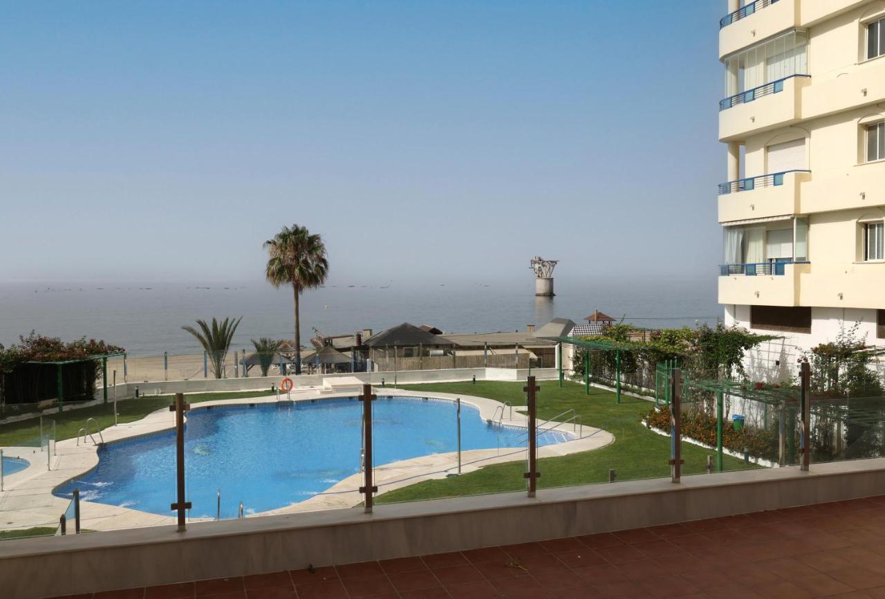 First Line Beach Apartment Марбеля Екстериор снимка