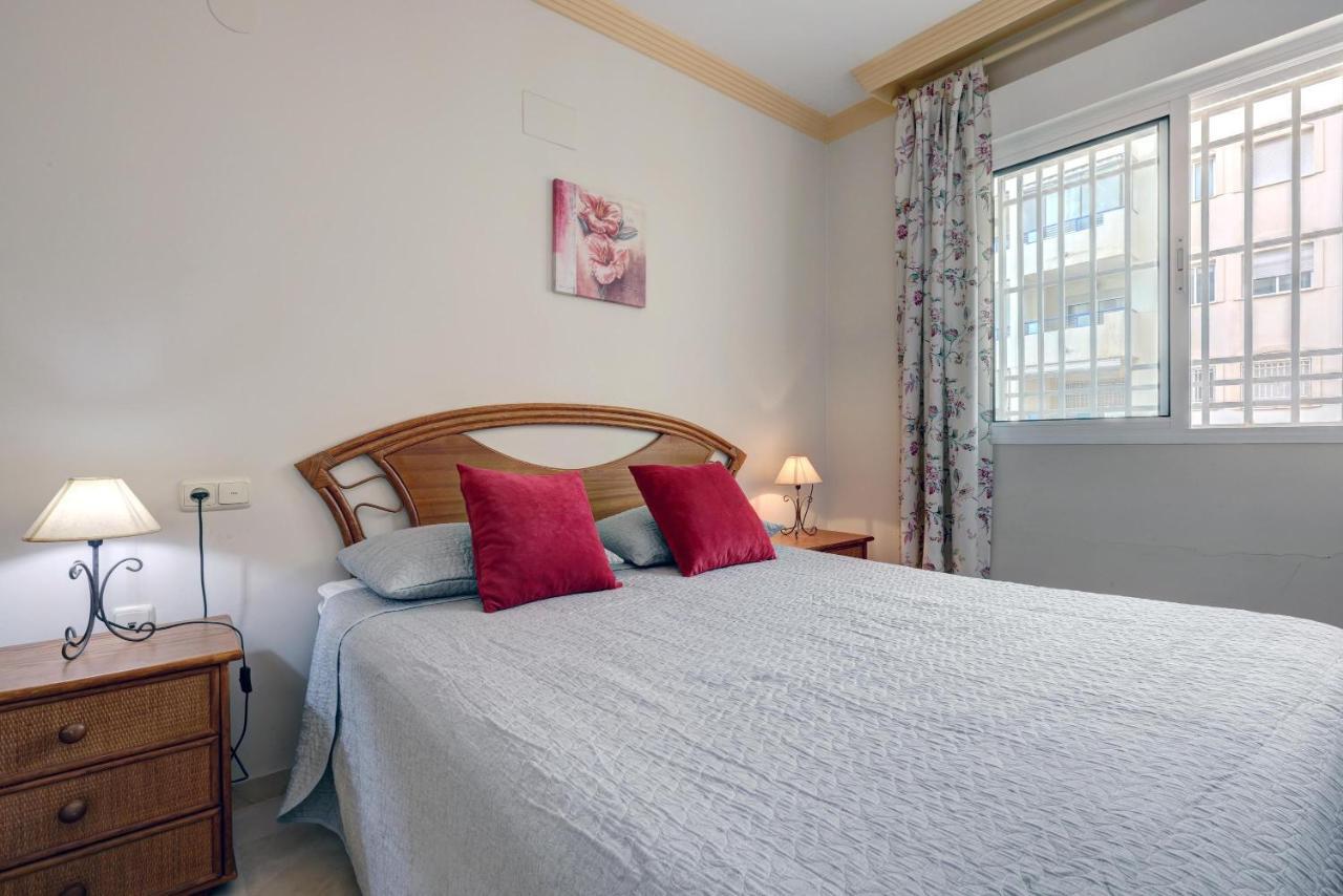 First Line Beach Apartment Марбеля Екстериор снимка
