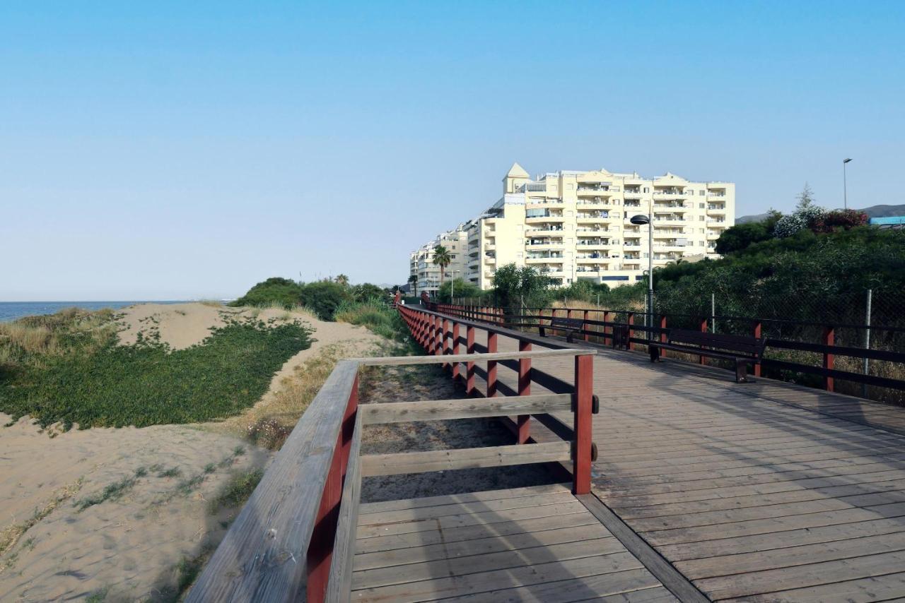 First Line Beach Apartment Марбеля Екстериор снимка