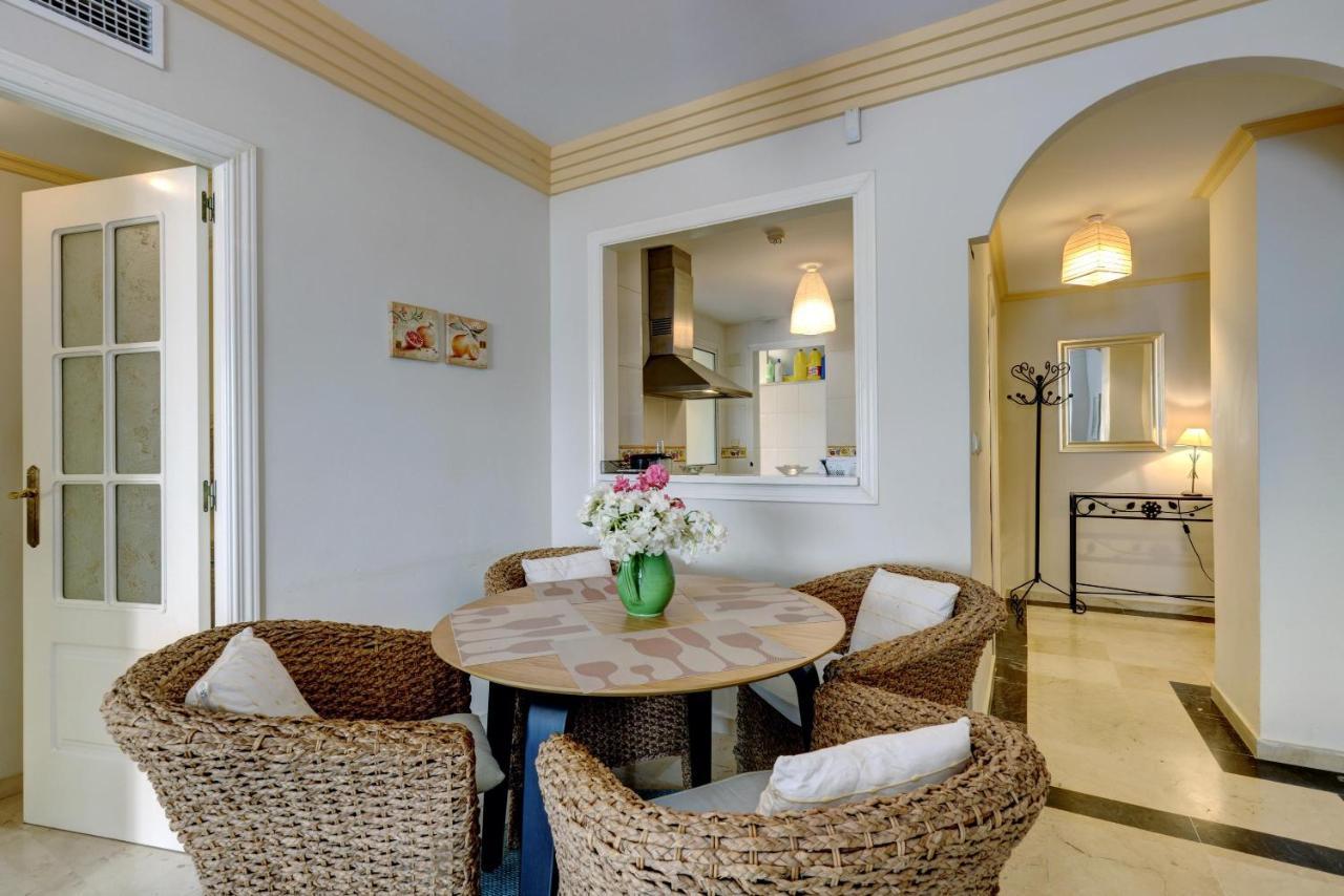 First Line Beach Apartment Марбеля Екстериор снимка